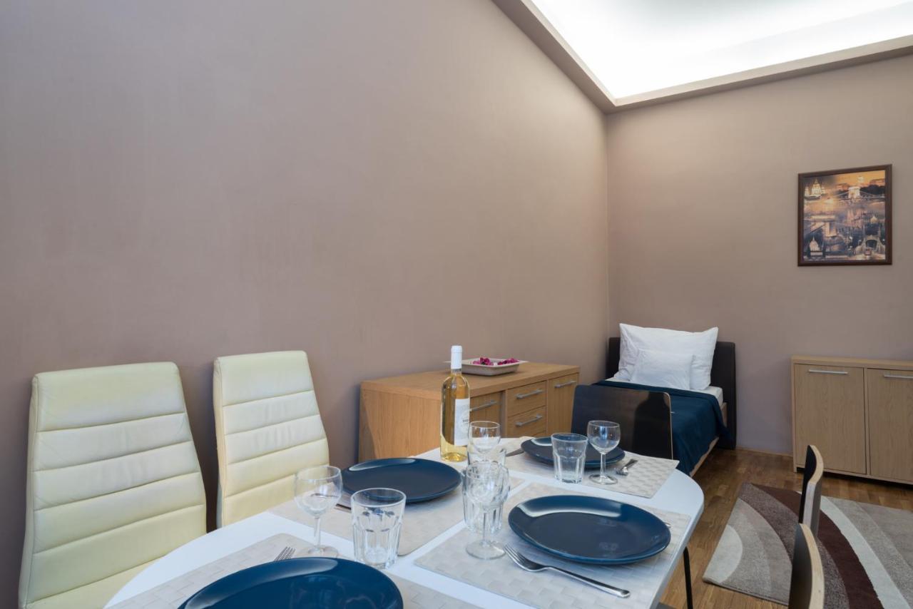 Kiraly Central Apartment With Free Parking And Ac Budapest Exterior foto