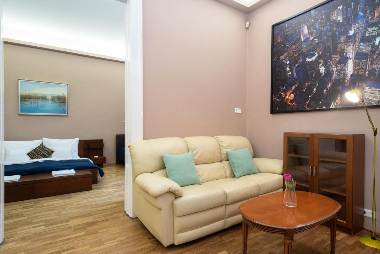 Kiraly Central Apartment With Free Parking And Ac Budapest Exterior foto
